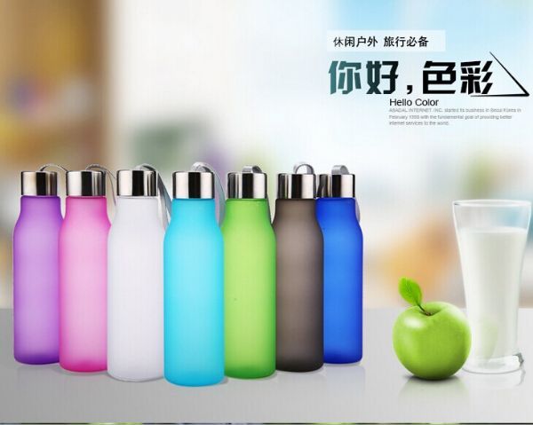 塑料太空杯
